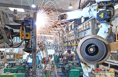 搬運(yùn)車邁入智能時代 制造業(yè)的機(jī)械變革